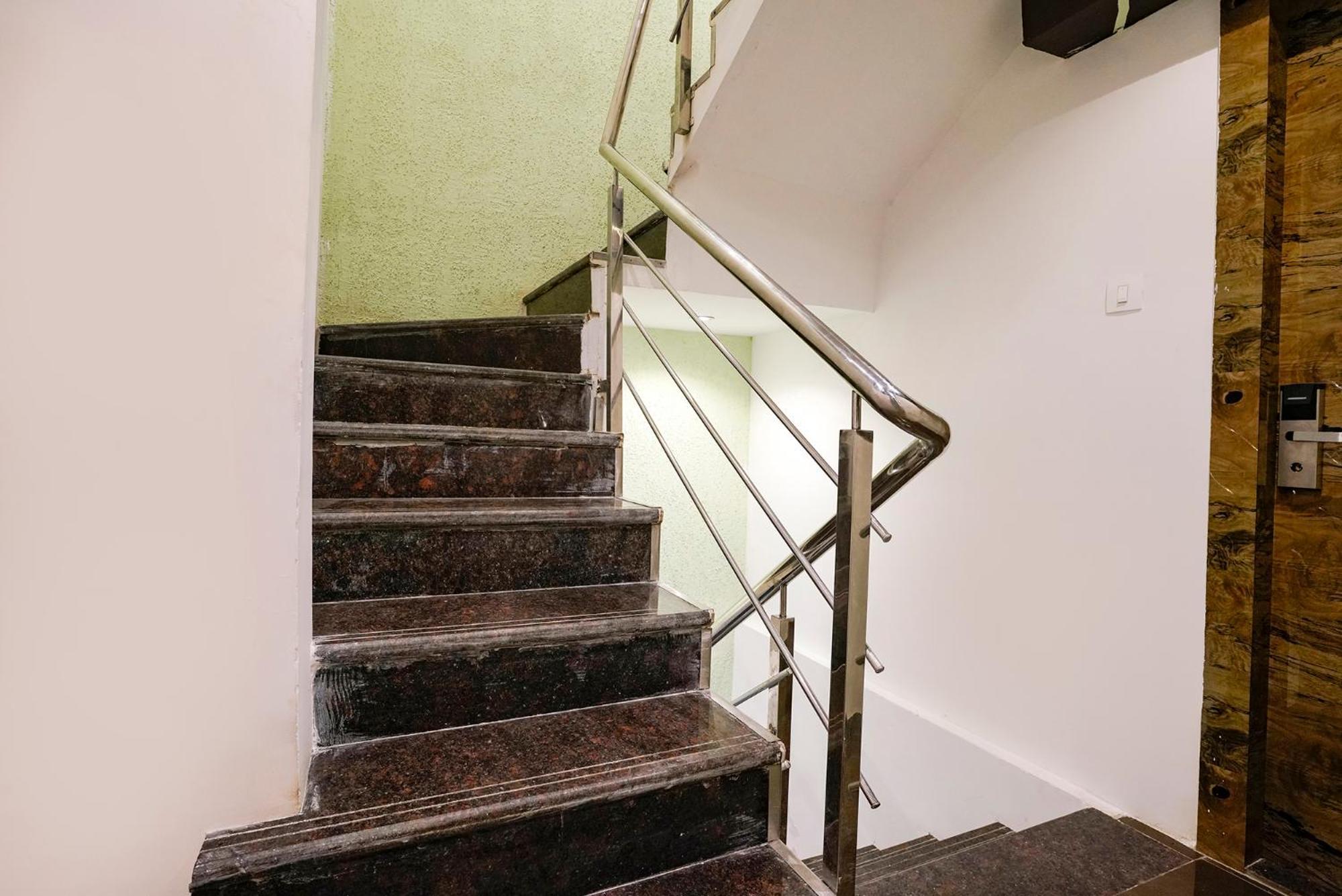 Fabhotel Atithi Residency I - Nr Bkc Mumbai Exterior photo
